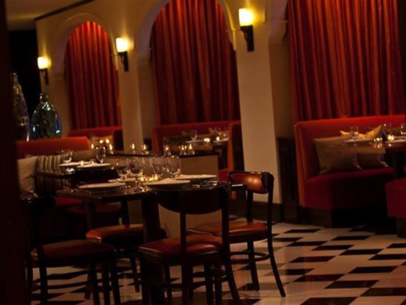 Renaissance Providence Downtown Hotel Restoran gambar